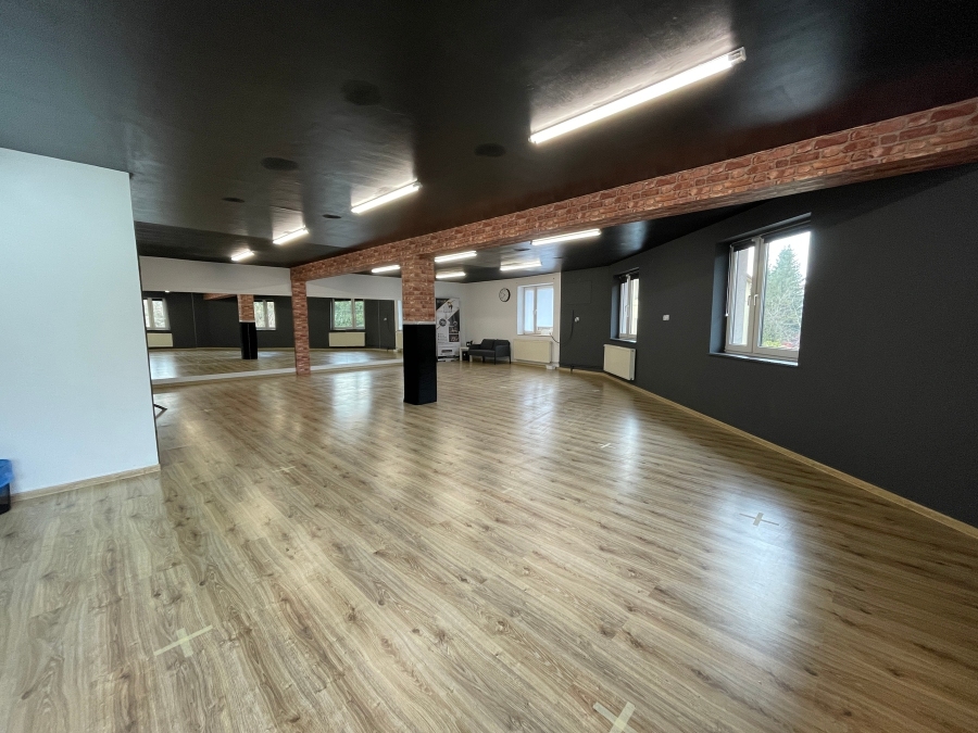 - SALA MAŁA -